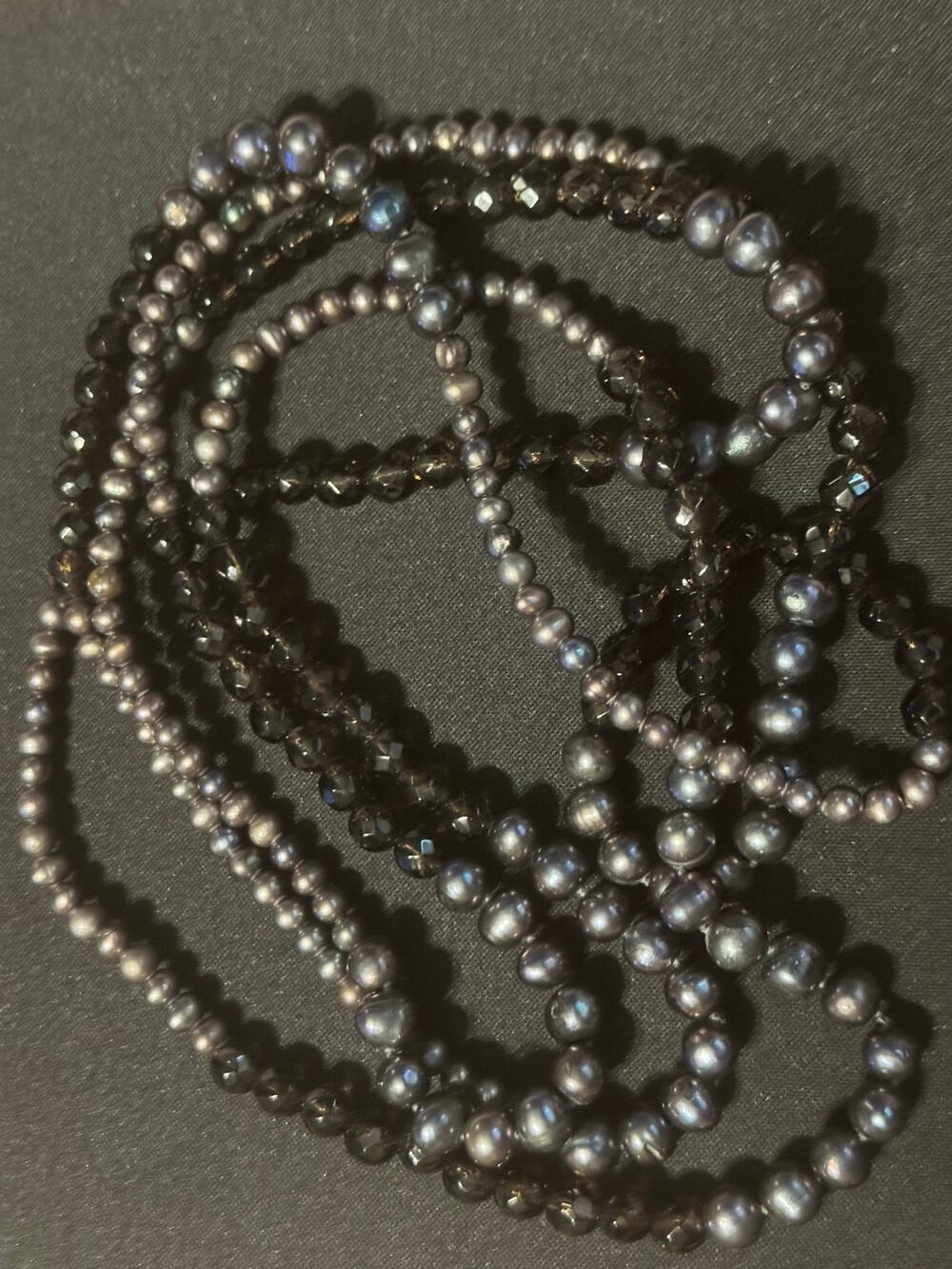 Peacock Freshwater Pearls, Dark Faceted Crystal Beads. 56in